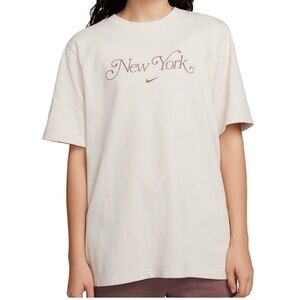Nike New York T-Shirt Women’s Size L NWT
